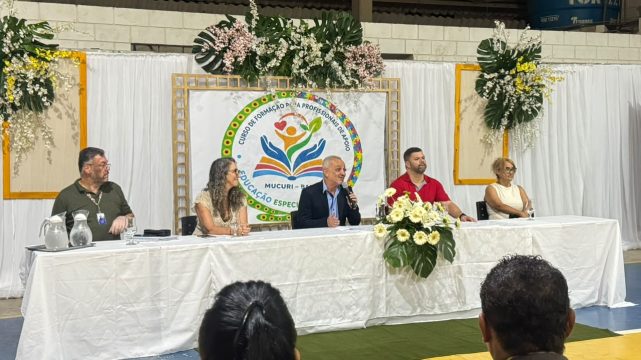 Secretaria de Educação inicia Curso de Formação para Profissionais de Apoio Escolar em Mucuri